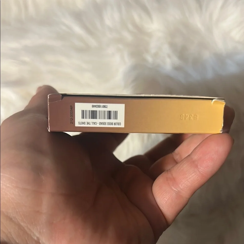 IL MAKIAGE Color Boss Squad Eye Shadow Palette - Gold and Brown